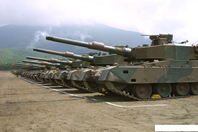 Файл:Japan tanks type 90.jpg