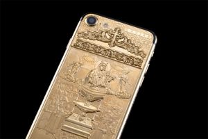 Православный iPhone из золота